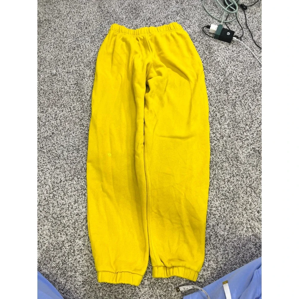 Lululemon Scuba Oversized Jogger Yellow Fleece Sweatpants XS LW5GLUS